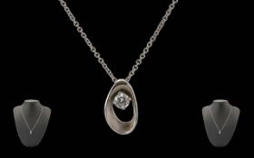 Ladies Pleasing 18ct Gold Diamond Set Pe