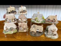 Collection of Ten Lilliput Lane Houses, unboxed, to include The Village School, Titmouse Cottage,