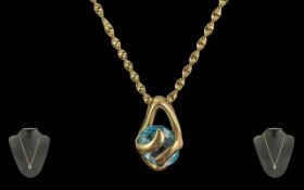 A Ladies Excellent Quality 14ct Multi Coloured Gold Bracelet - Excellent Clasp. Marked 585 - 14ct.
