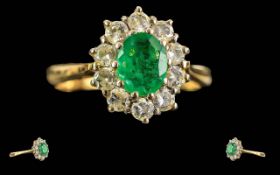 Ladies Excellent 18ct Gold Emerald & Diamond Set Cluster Ring, flowerhead design. Full hallmark to