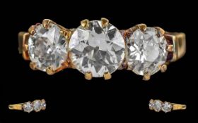 Ladies - Excellent 18ct Gold 3 Stone Dia
