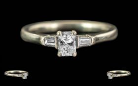 Ladies Pleasing 18ct White Gold Radiant
