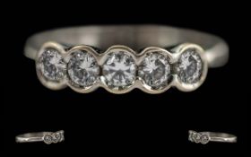 Ladies Excellent 18ct White Gold 5 Stone