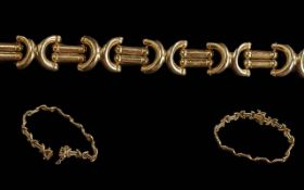 A Fine Quality 9ct Gold Well Designed Br