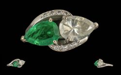 Ladies Modern 18ct White Gold Pear Shaped Diamond / Emerald Set Dress Ring. Full Hallmark to