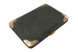 An Edwardian 9ct gold mounted leather wallet, Charles Penny Brown, Birmingham, 1902, 13cm.