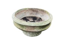 A large oval marble planter, width 79cm, depth 70cm, height 44cm