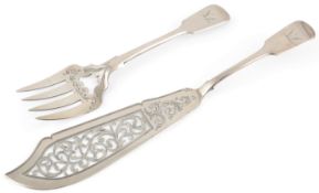 A pair of early Victorian provincial silver fiddle pattern fish servers by Robert Williams & Sons,