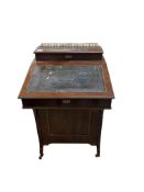 An Edwardian mahogany davenport, width 56cm, depth 55cm, height 92cm