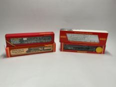 Four boxed Hornby Railways 00 gauge locomotives; two Britannia class (R2142 and R507), a Class A1 (