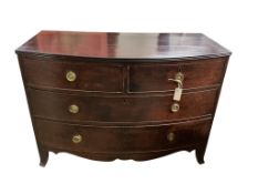 A Regency mahogany bow front chest of drawers, width 115cm, depth 58cm, height 81cm