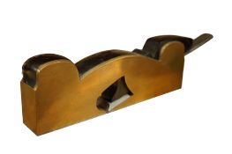 An unmarked shoulder plane (possibly Preston), with gunmetal body, steel sole, and ebony infill,