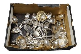 A cased set of six Victorian provincial silver fiddle pattern teaspoons, by James & Josiah Williams,