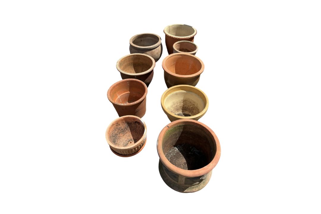 Nine terracotta pots, largest diameter 40cm, height 30cm - Image 2 of 2