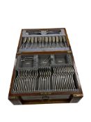 An oak cased canteen of EPNS cutlery, 45cm wide