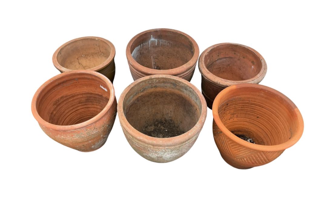 Six terracotta pots, largest diameter 46cm, height 37cm - Image 2 of 2