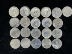 Italy coins, a group of twenty one 500 Lire coins, various dates