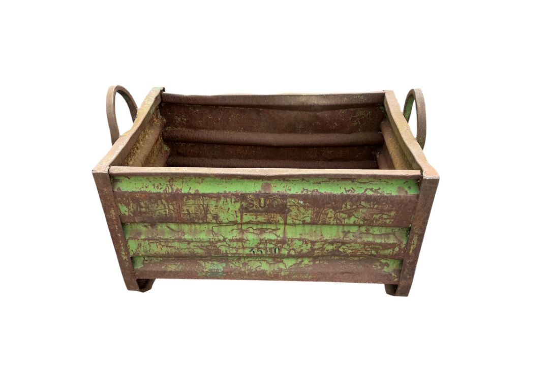 A 1960s French Renault industrial component crate, width 116cm, depth 71cm, height 81cm - Image 2 of 4