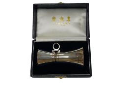An Elizabeth II silver double measure by Garrard & Co, London, 1994, 10.2cm, in original fitted