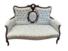 A late Victorian walnut settee, width 140cm, depth 60cm, height 95cm