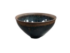 A Chinese Jun-type pottery bowl, diameter 13cm.