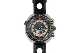 A gentleman's late 20th century stainless steel Sicura chronographe manual wind wrist watch, with