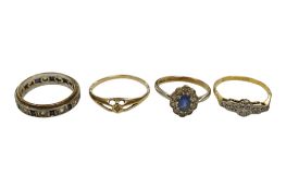 An 18ct and plat, and five stone diamond chip set ring, size O, together with three 9ct and gem