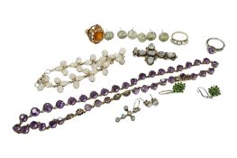 A 585 yellow metal and citrine set dress ring, size M, an amethyst silver-gilt riviere necklace