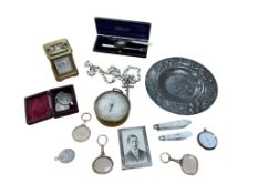 A collection of Victorian and later collectables to include two mother of pearl fruit knives, a