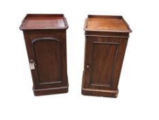 Two Victorian mahogany bedside cupboards, width 41cm, depth 35cm, height 79cm