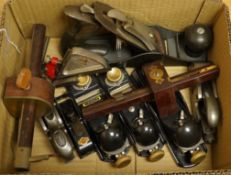 Nine small wood working planes, including; a Stanley Handyman smoothing plane, three Stanley block p