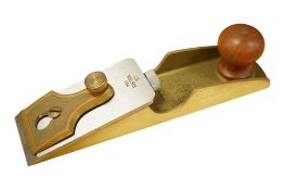 A Lie Nielsen Toolworks No.97 bronze chisel plane