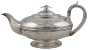 A William IV silver teapot, by The Barnards