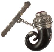 A late 19th century white metal mounted ram's horn vinaigrette mull, unmarked