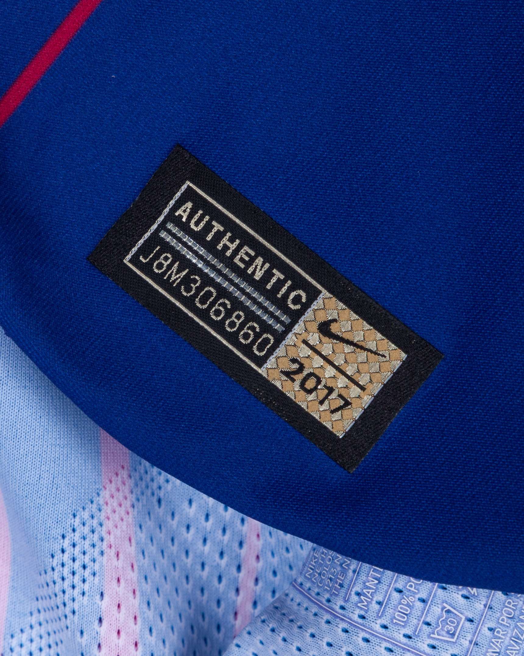 Lionel Messi match-issued No.10 Barcelona v. Real Betis short-sleeved shirt, 2016-17 season - Image 4 of 6