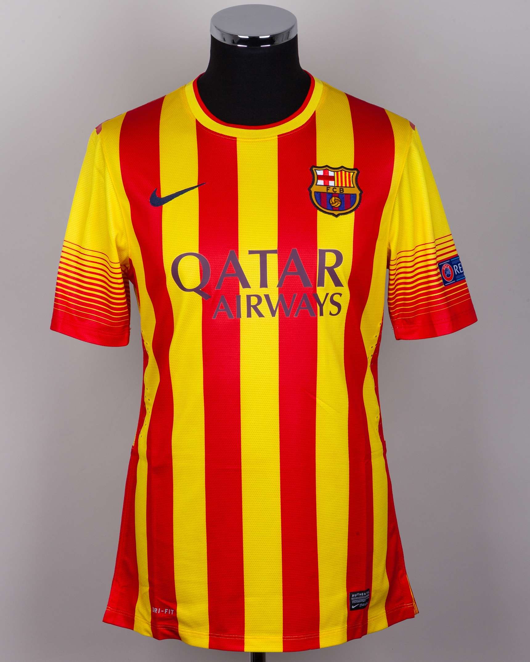Lionel Messi match-issued No.10 Barcelona v. AC Milan short-sleeved shirt, 2013-14 away
