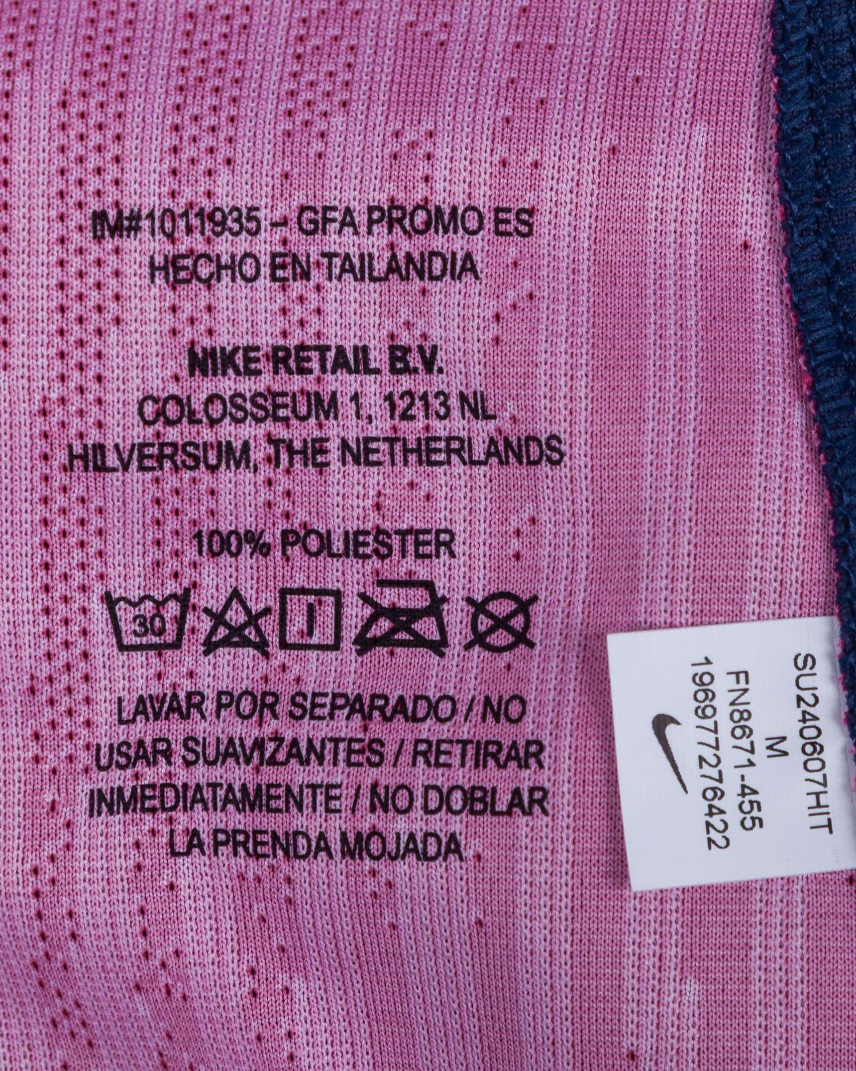 Lamine Yamal garnet and blue No.19 Barcelona v. Real Madrid match-issued El Clásico shirt - Image 5 of 5