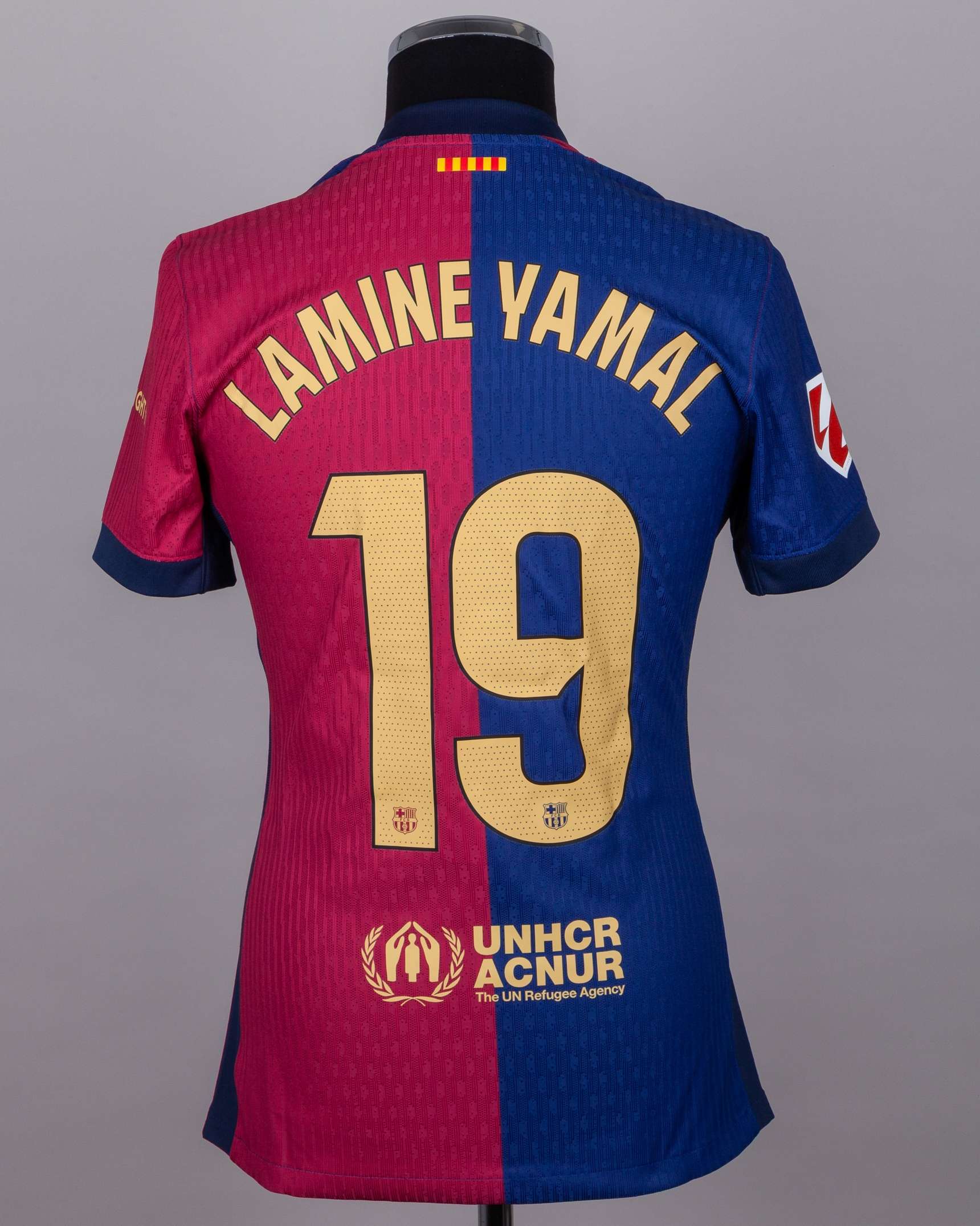 Lamine Yamal garnet and blue No.19 Barcelona v. Real Madrid match-issued El Clásico shirt - Image 2 of 5