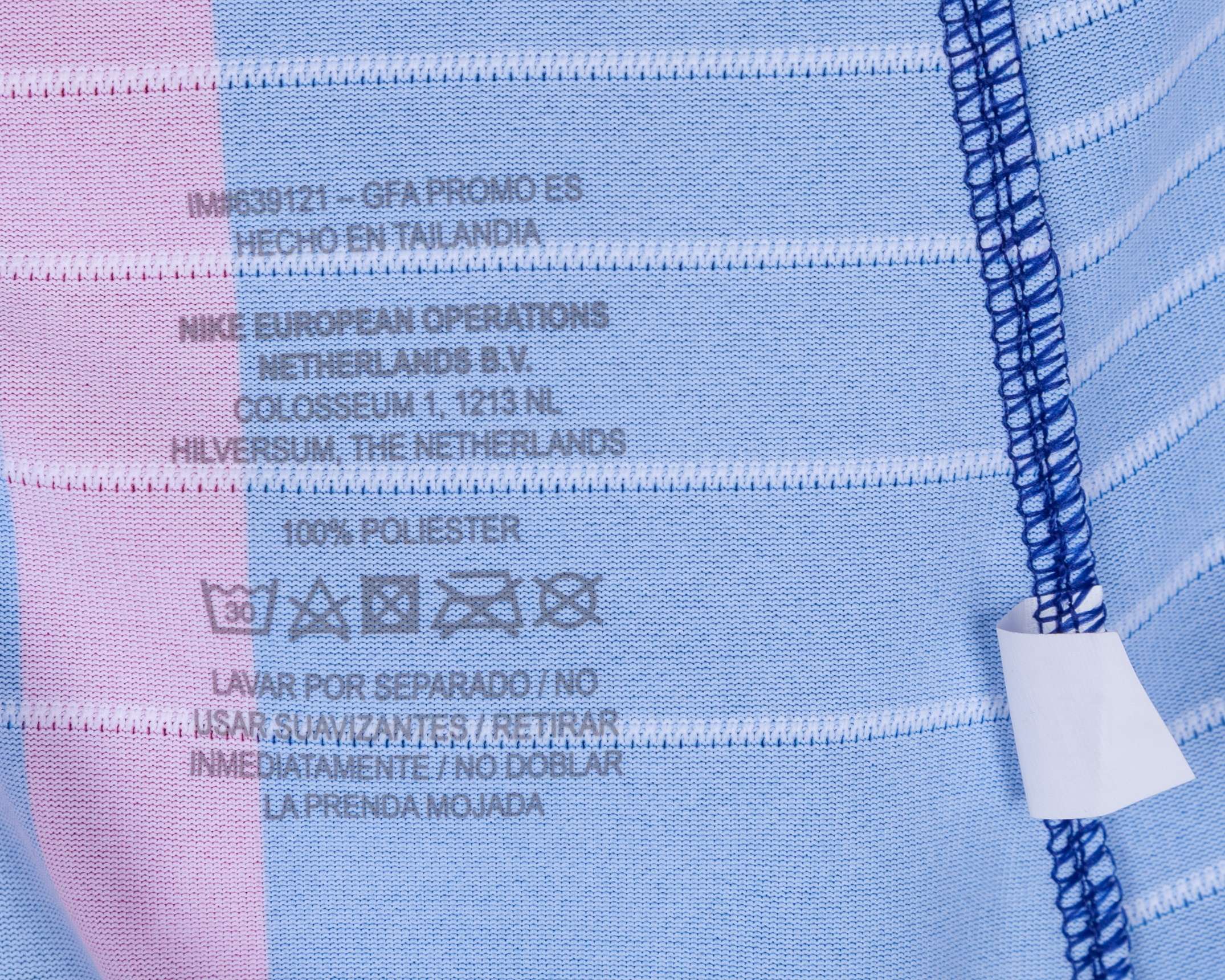 Lionel Messi match-issued No.10 Barcelona v. Sevilla Supercopa Final shirt, 2018-19 home - Image 7 of 7