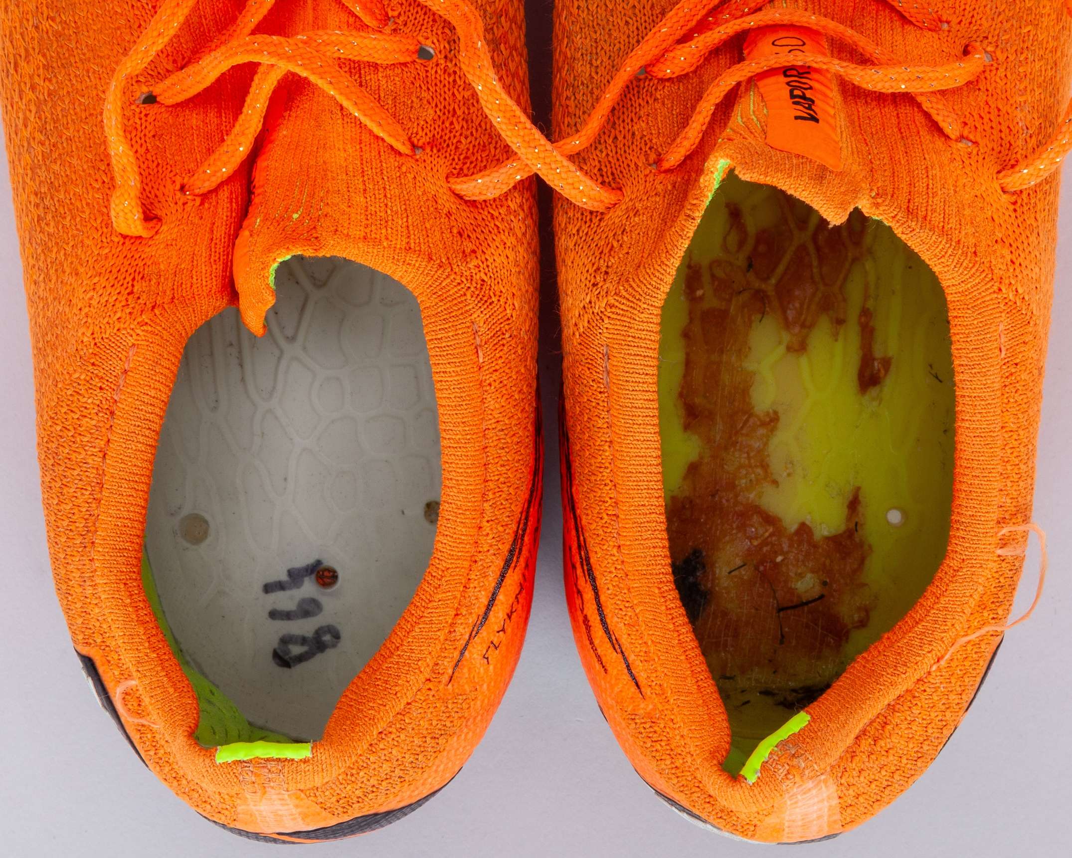 Paulinho orange Nike Mercurial Vapor 360 match worn football boots, April-May 2018 - Image 6 of 6