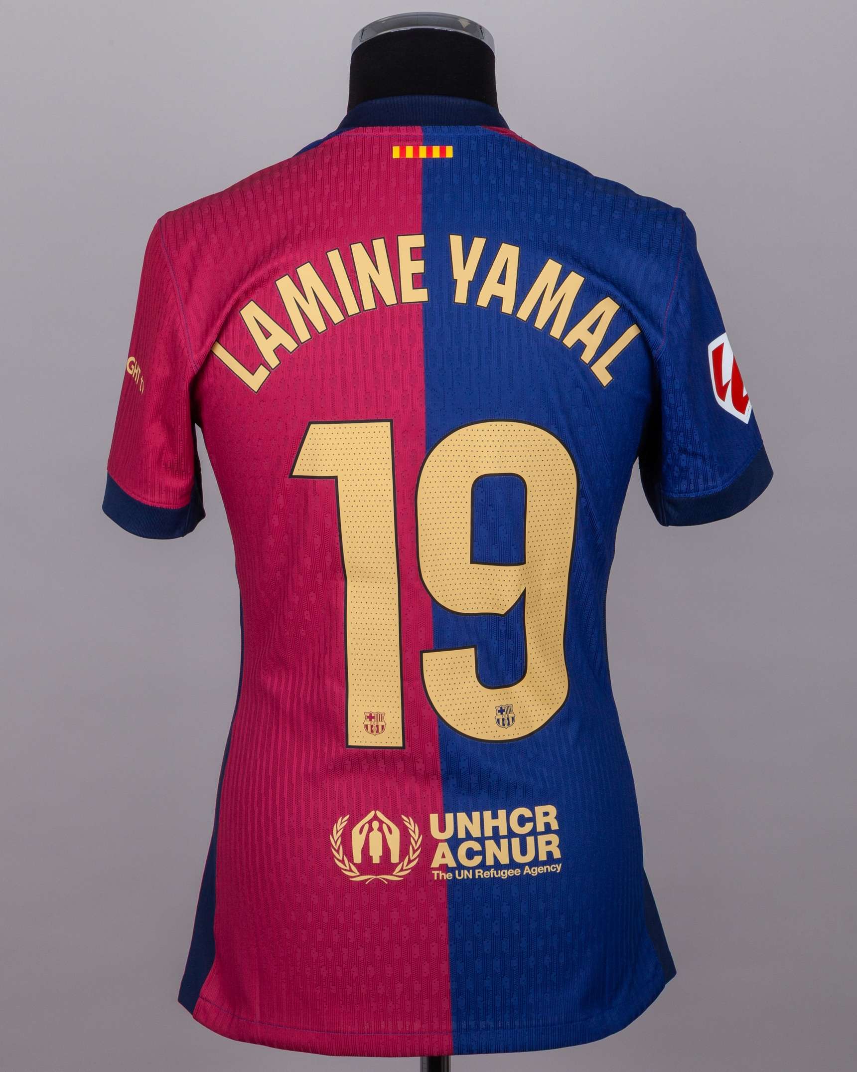 Lamine Yamal garnet and blue No.19 Barcelona v. Real Madrid match-issued El Clásico shirt - Image 2 of 5