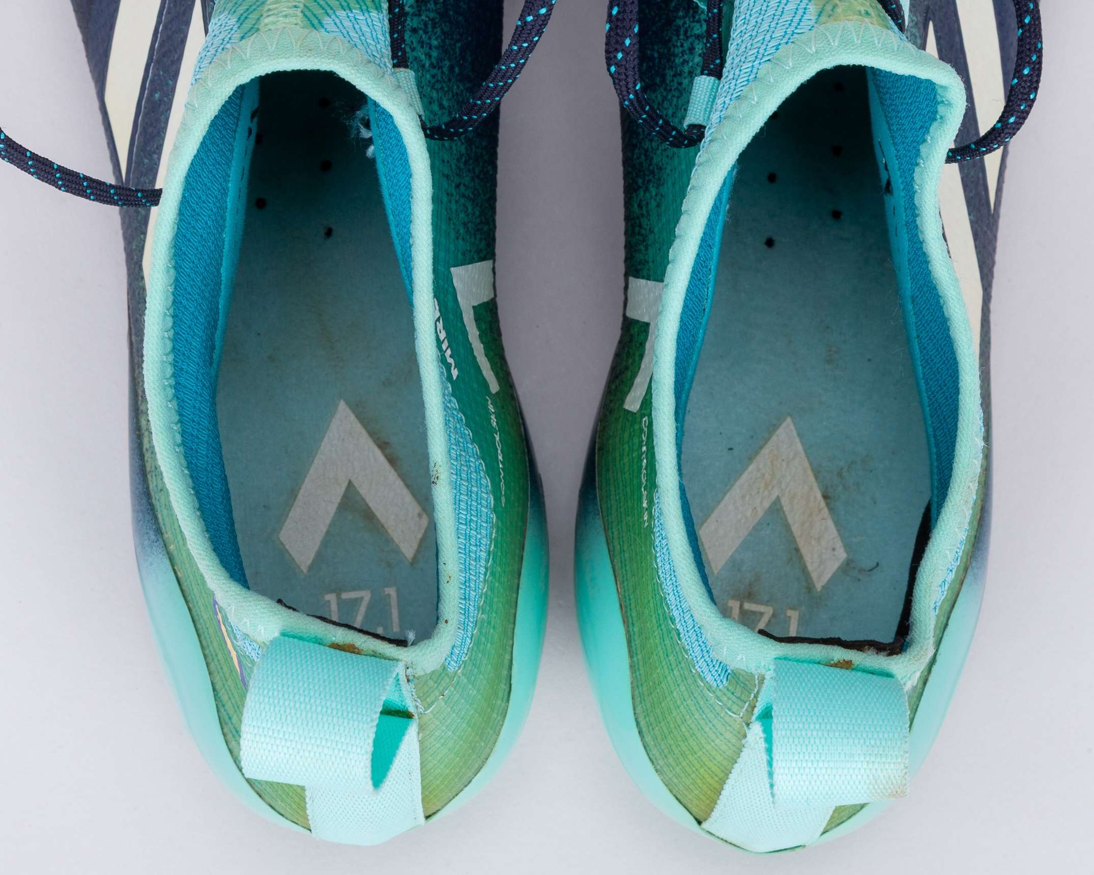 Miralem Pjanic blue Adidas V 17.1 football boots, 2017 - Image 7 of 7