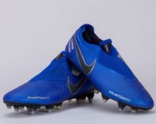 Arturo Vidal blue Nike Phantom SN match worn football boots, November 2018