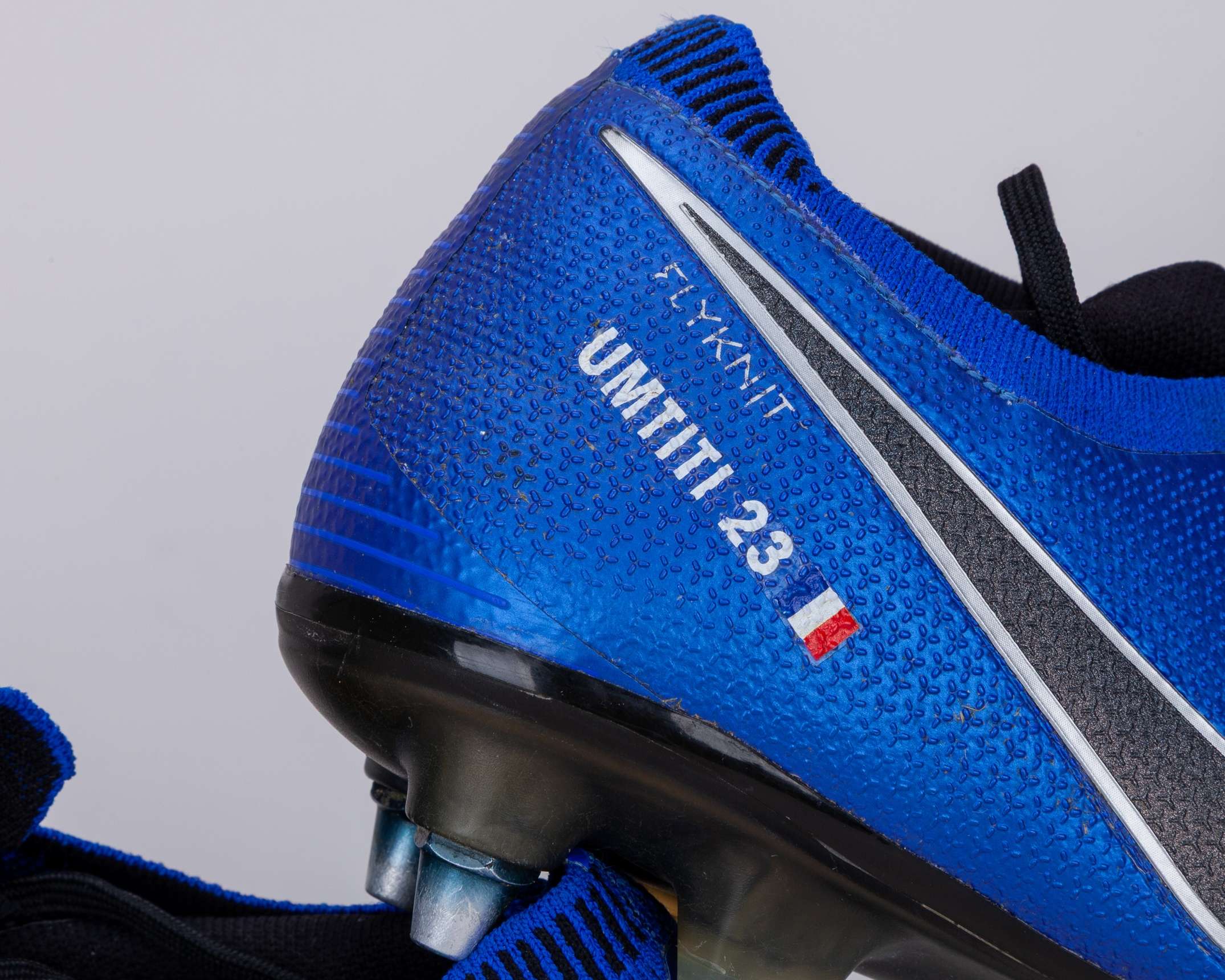 Samuel Umtiti blue Nike Phantom Barcelona v. Atletico Madrid match worn football boots, 2018 - Image 5 of 6