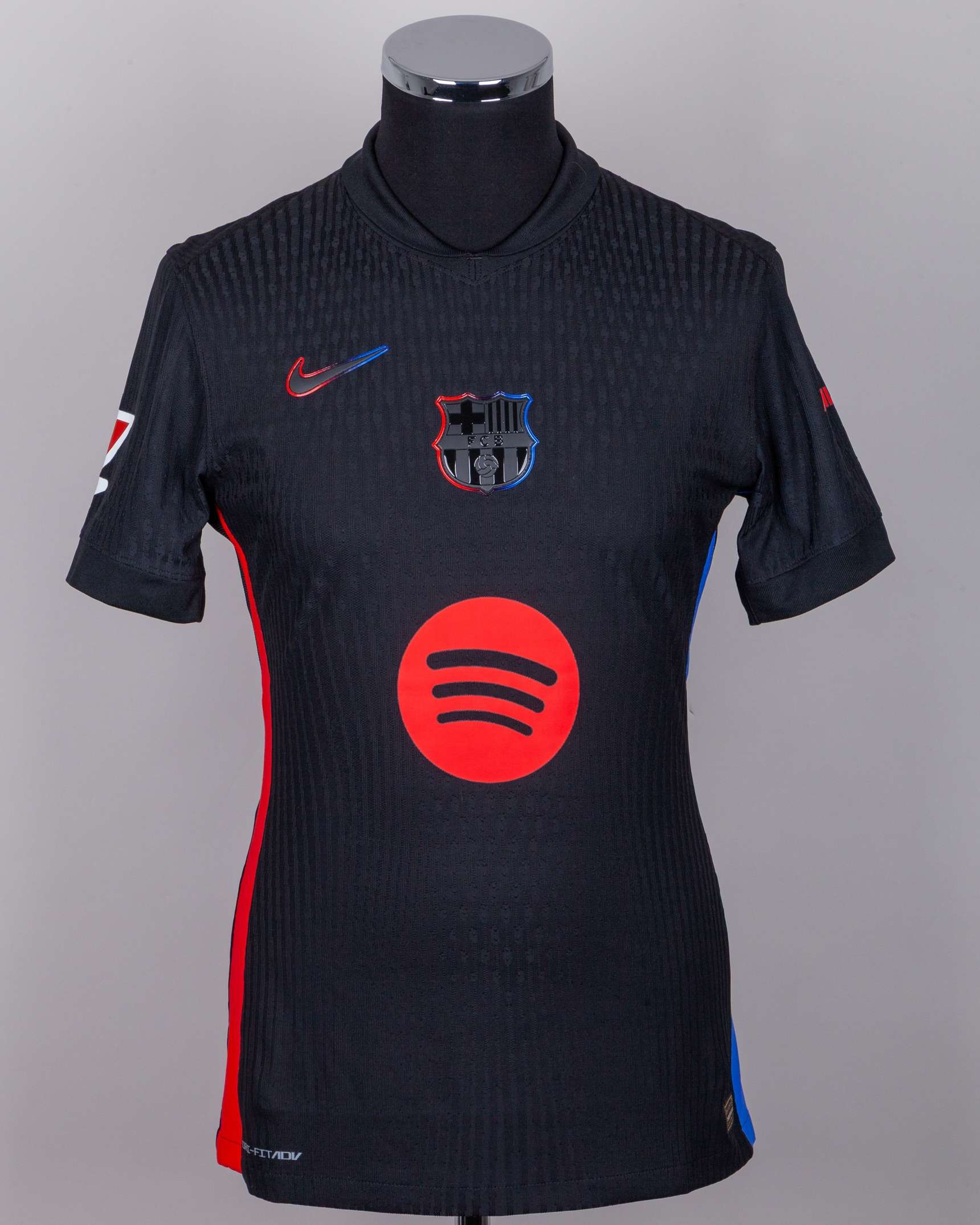 Lamine Yamal black, red and blue issued No.19 Barcelona short-sleeved shirt, 2024-25 away