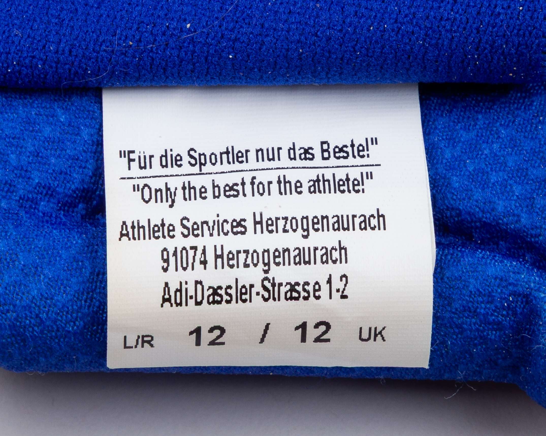 Marc-Andre Ter Stegen blue, yellow and red Adidas match worn goalkeeper gloves, March 2019 - Image 5 of 5