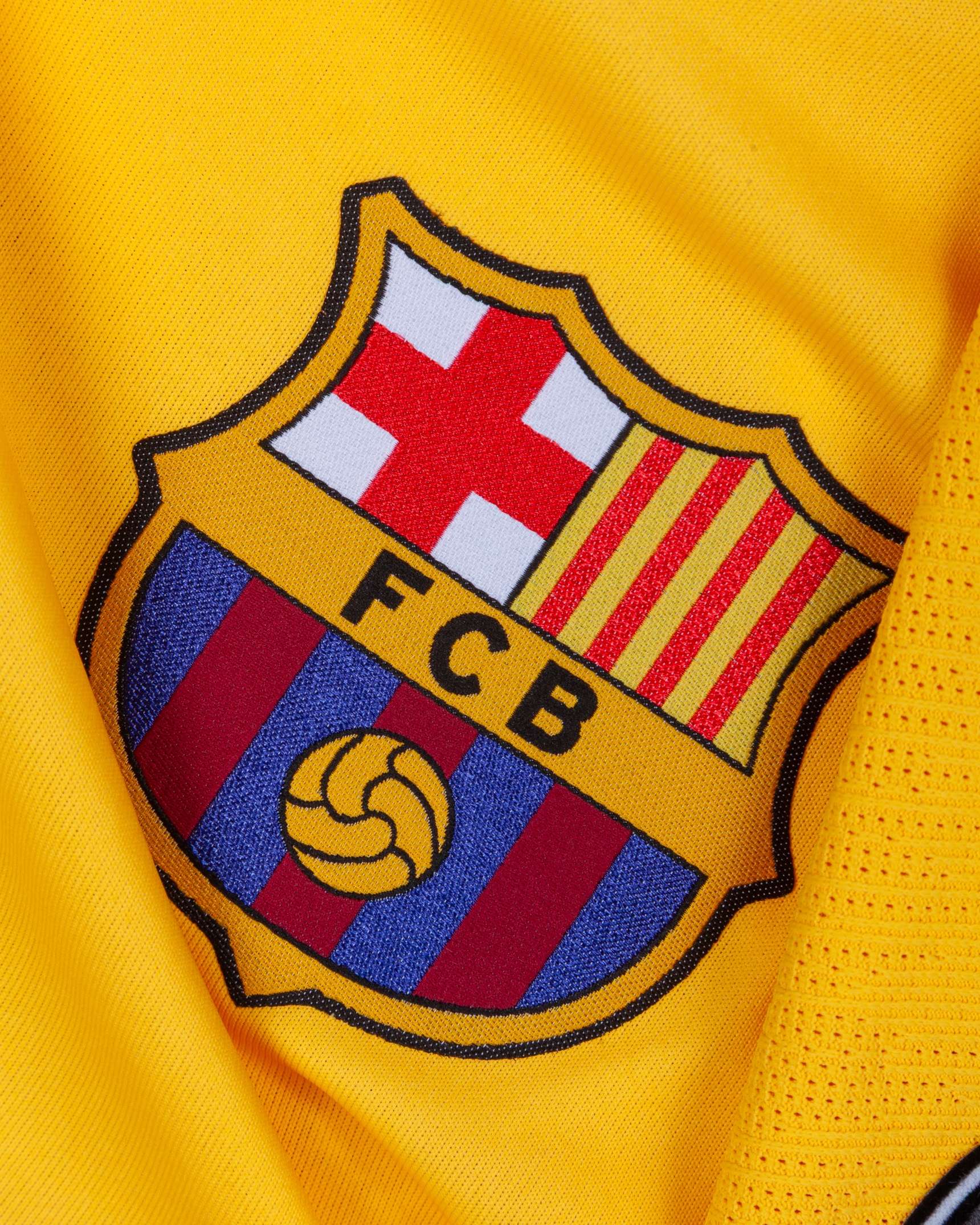 Lionel Messi issued No.10 Barcelona Champions League short-sleeved shirt, 2019-20 away - Image 3 of 5