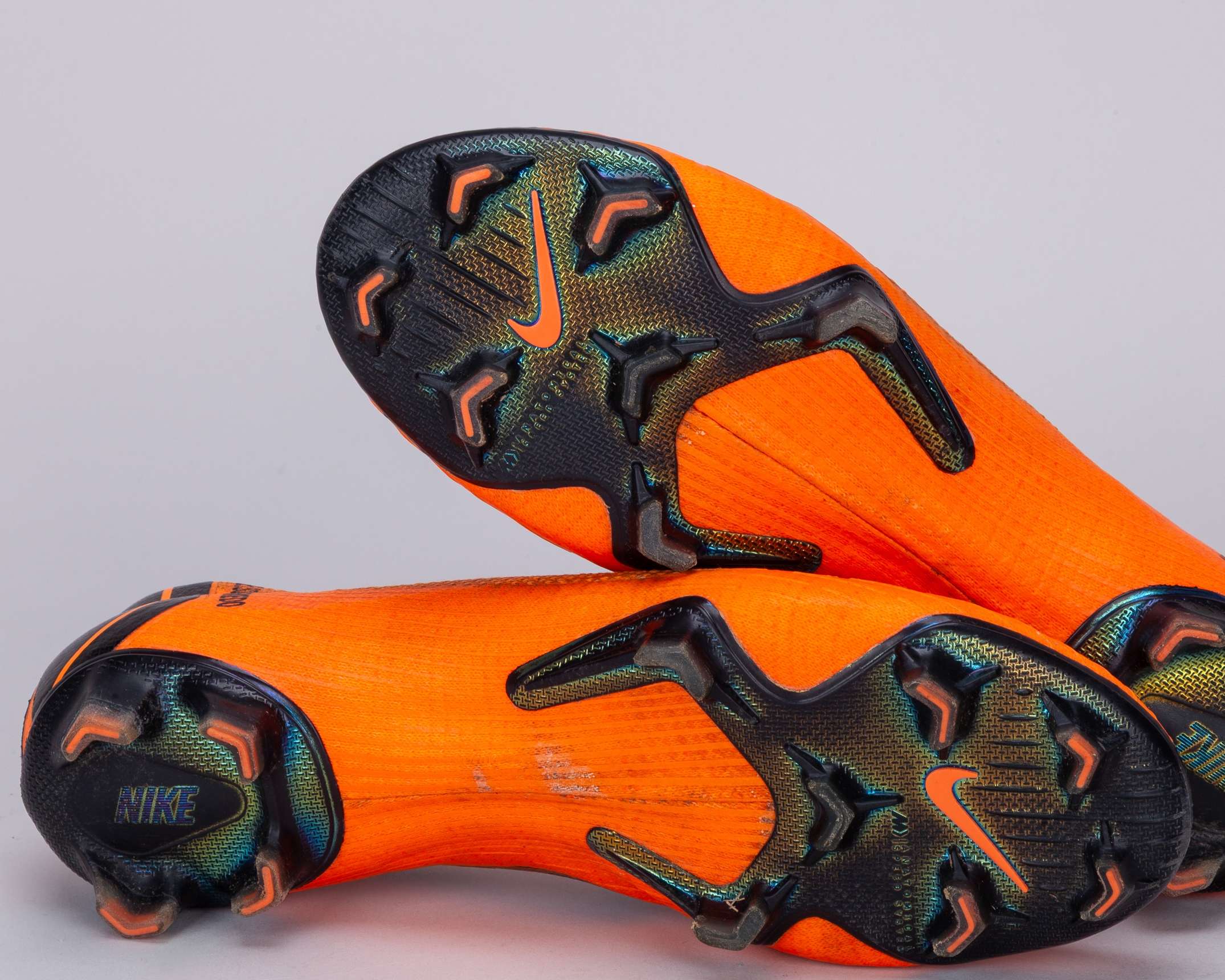 Nelson Semedo orange Nike Mercurial worn football boots, 2018 - Image 4 of 6