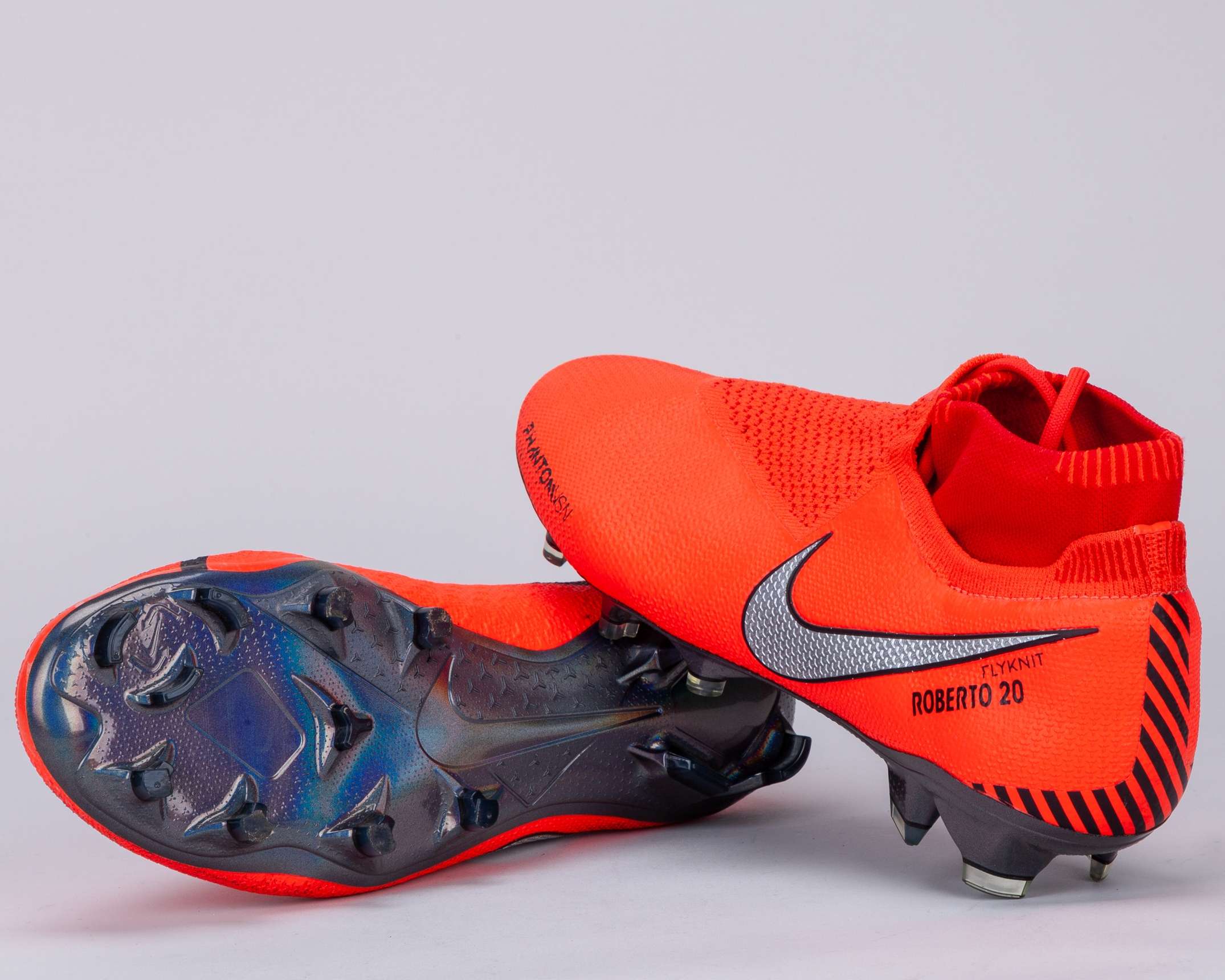 Sergi Roberto red Nike Phantom SN match worn football boots, February-March 2019 - Image 2 of 6