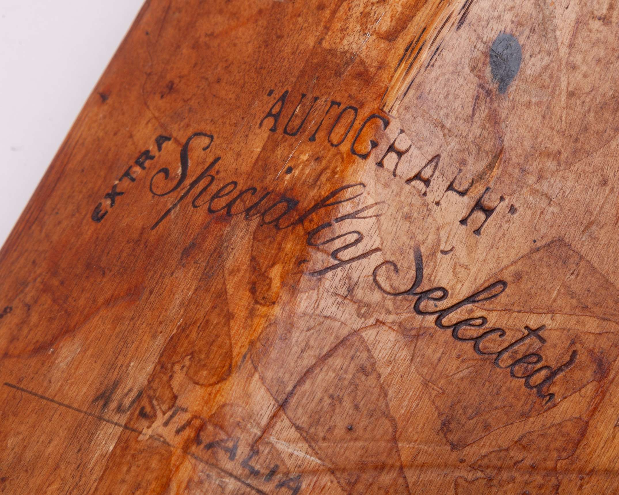 1938 Ashes: a George Gunn 1938 Ashes autographed cricket bat - Image 4 of 8